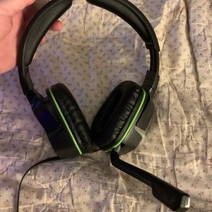 Afterglow gaming wired headset for Xbox one